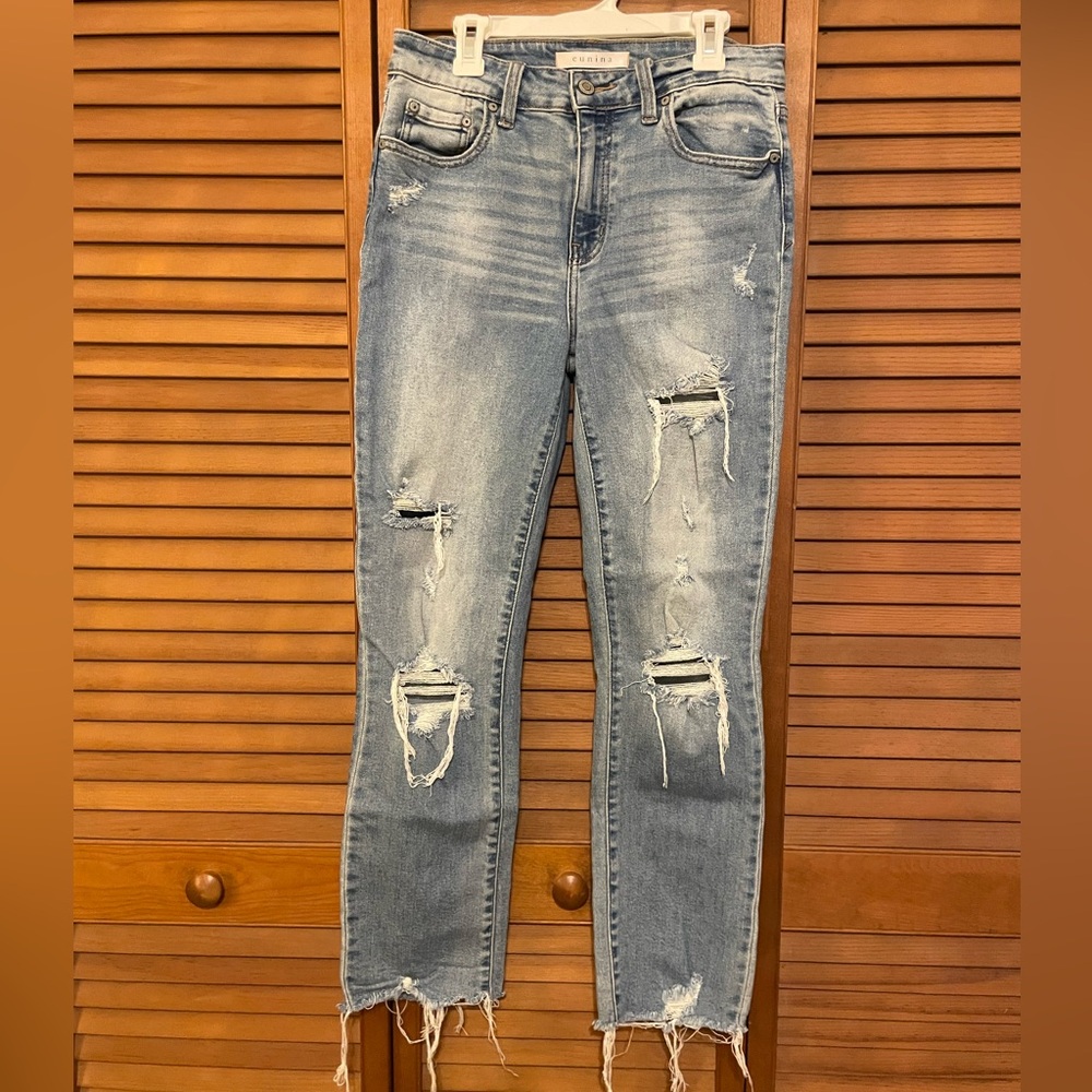 Distressed Jeans 👖